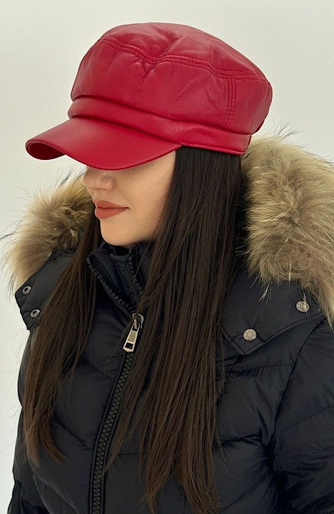 Sapca din piele naturala pentru femei, model sport, marime universala, culoarea rosie