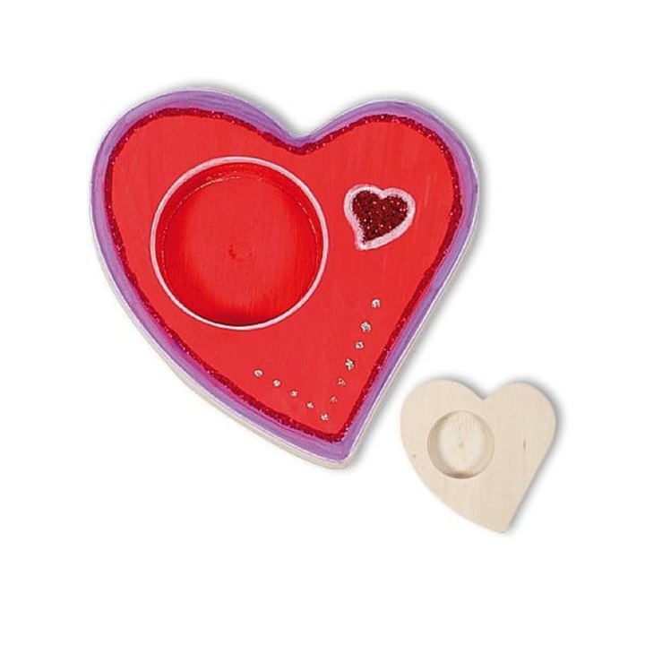 Gyertyatartó a szív díszítésére