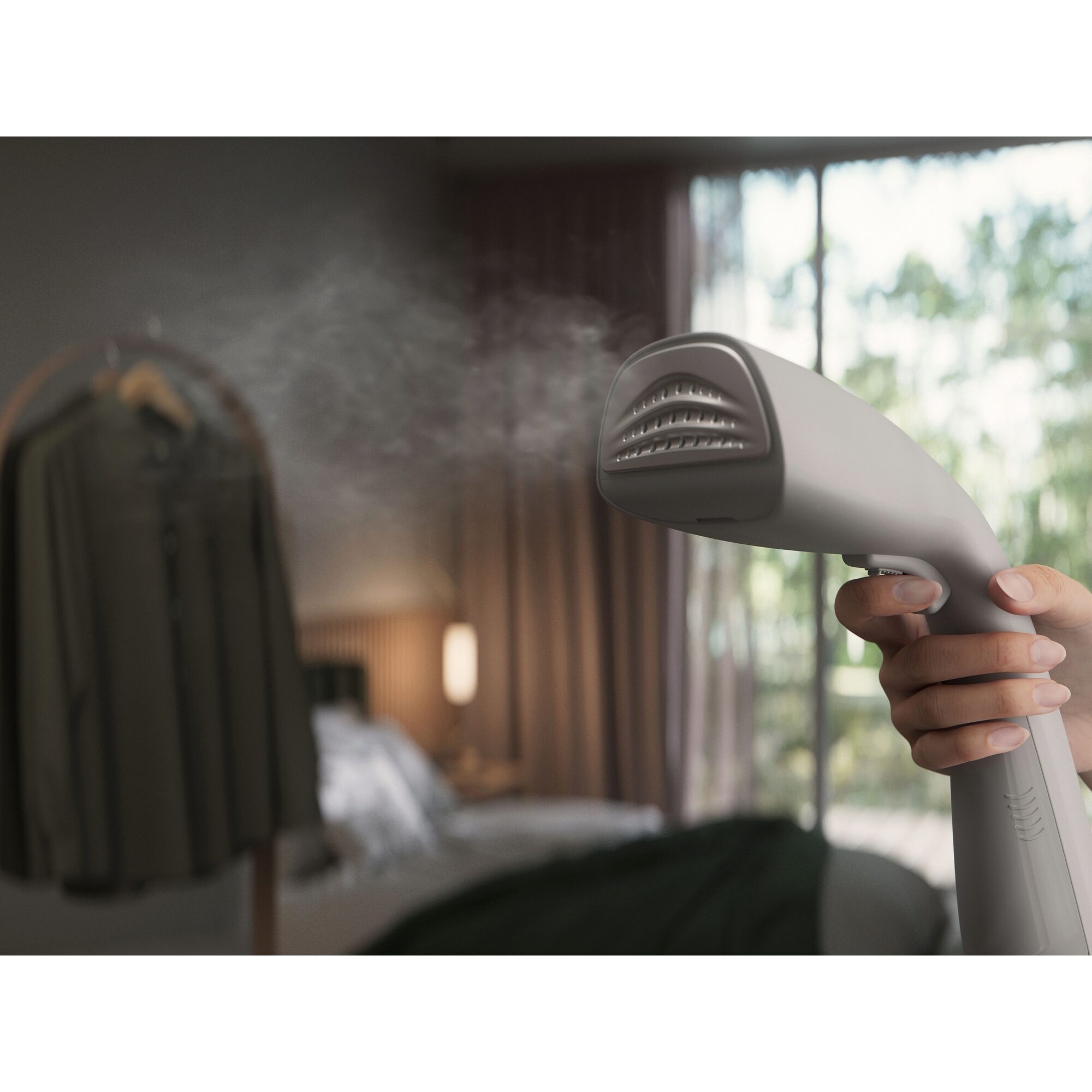 Aparat de calcat vertical cu abur Electrolux E7HS2-6UG, 1400W, jet de abur 26gr/min, rezervor detasabil 100 ml, talpa ceramică GlissiumTM, husa, gri inchis