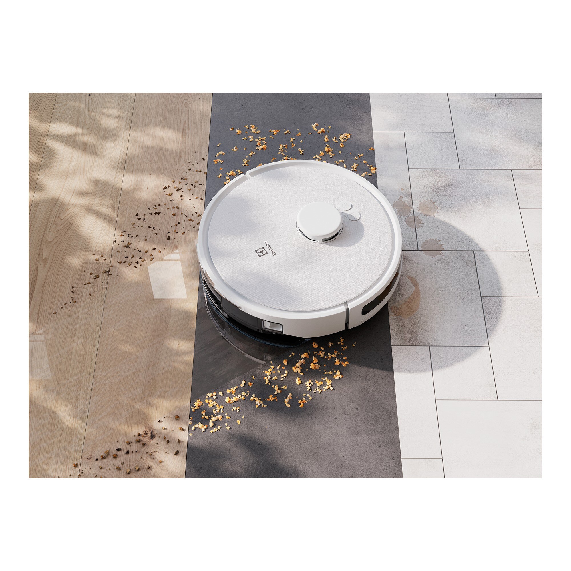 Robot de aspirare Electrolux ER71UW2SW, aspirator si mop, statie automata de golire cu sac igienic Electrolux, 2,4l, tehnologie LiDAR, WI-FI, app Electrolux, 4000Pa, baterie 3200mAh, 46 Wh, 4 viteze, autonomie pana la 140 minute, alb