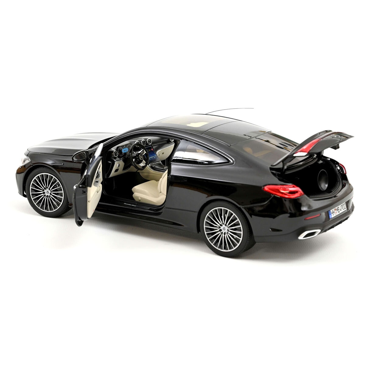 Macheta auto Mercedes Benz CLE Coupe 2024, 1:18, Obsidian Black