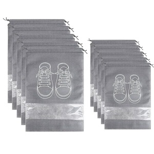 Organizatoare imbracaminte si incaltaminte