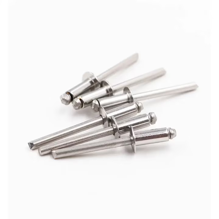 Set 250 buc nituri 4.8 x 12mm, MVD