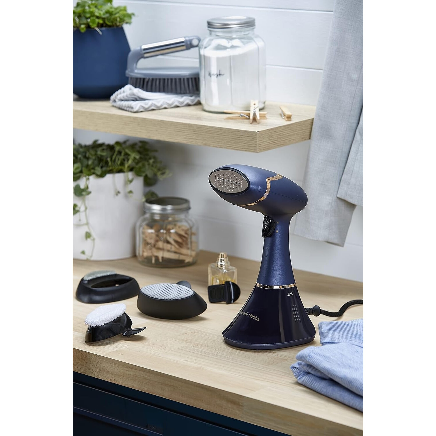 Aparat de calcat vertical cu abur Russell Hobbs Steam Genie Pro Aroma, 1800W, 32 g/min, 200ml, 4 accesorii, Albastru