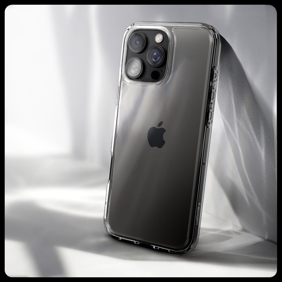 Husa Spigen Ultra Hybrid pentru iPhone 16 Pro, transparenta