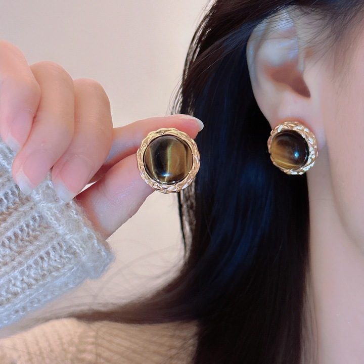 Обеци с камък тигрово око Maillard, Кръгла форма, Позлатени, Кафяв, 1,8 см