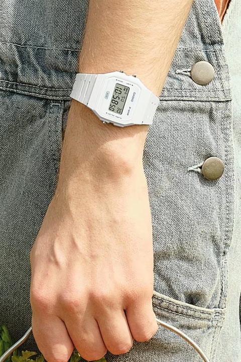 Casio, Digitális karóra, Fehér