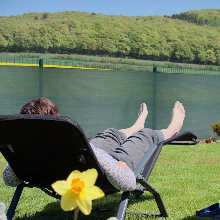 Plasa gard Relaxdays, Verde Inchis, 1.5x6 m, 10028085