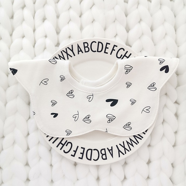 Jormftte pamut babaelőke, unisex, szívecskés mintával