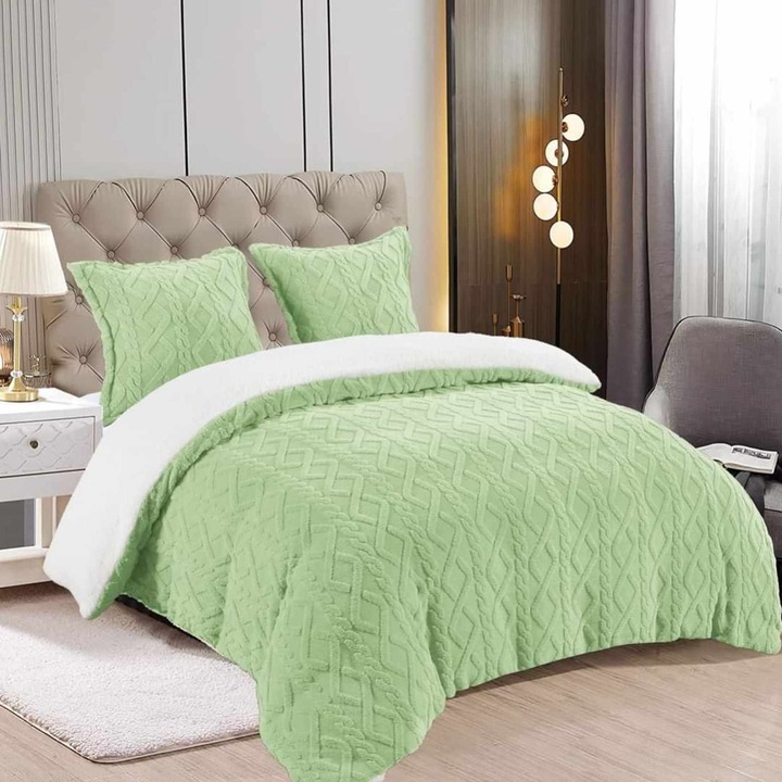 Set Pilota Cocolino Tricotata cu Blanita, Matlasata, tip Sherpa si 2 Fete de Perna, Moale, Pufoasa, Calduroasa, Ideala pentru anotimpul rece, Verde, 200x230cm