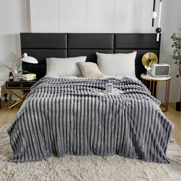 Patura cocolino pufoasa cu dungi, King size, gri, 200x230 cm
