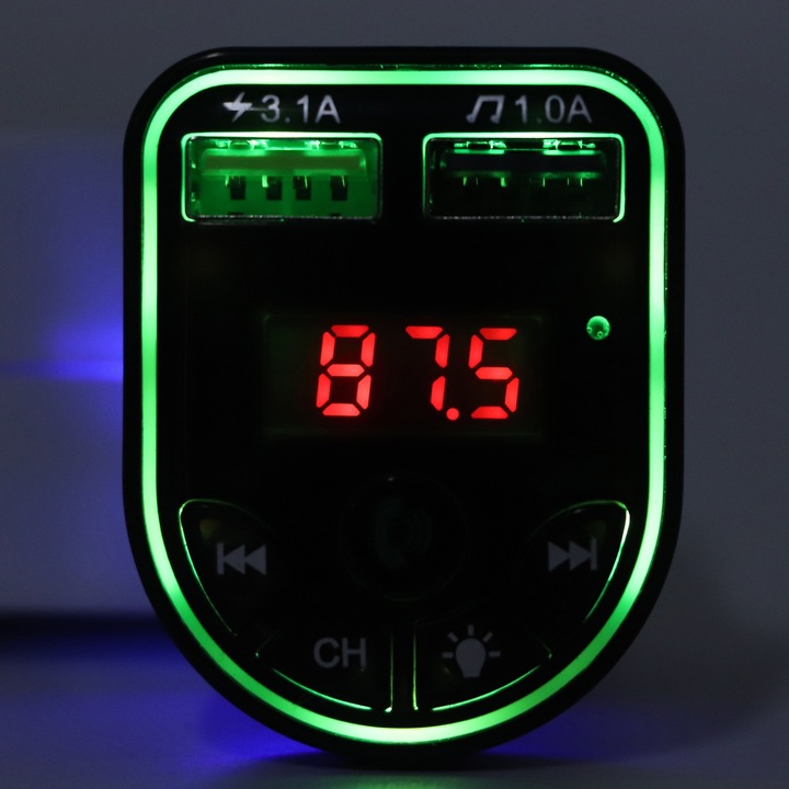 Bluetooth 5.0 autós töltő színes hangulatvilágítással, univerzális 12-24V-os autókhoz, 3.1A, 7.9x4.7x3.7cm