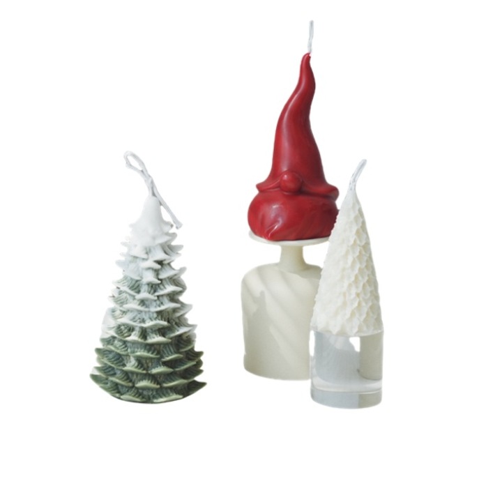 Комплект ароматни свещи, 100% ръчна изработка, форми на Дядо Коледа и коледна елха, подходящ размер