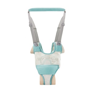 Marsupii si hamuri bebe