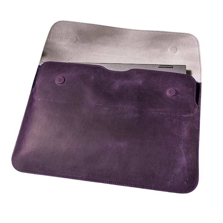 Husa laptop MacBook Air, MacBook PRO 15 inch, lucrata manual, piele naturala cu aspect vintage, mov