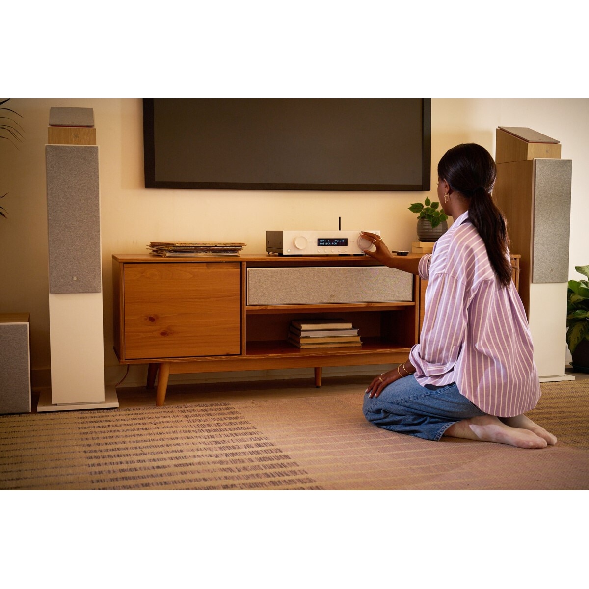 JBL STAGE 2 245C Difuzor central pentru home cinema in culoarea latte