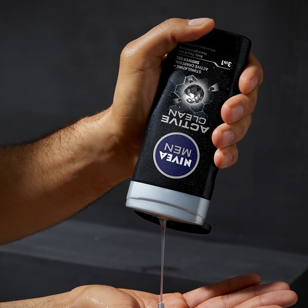 Activ Clean Set cadou Nivea Men: Gel de dus Activ Clean, 250 ml + Deodorant spray ...