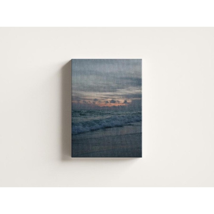 Картина на платно - Вълни, разбиващи се при залез [Waves Crashing at Sunset1] - 30x50 cm