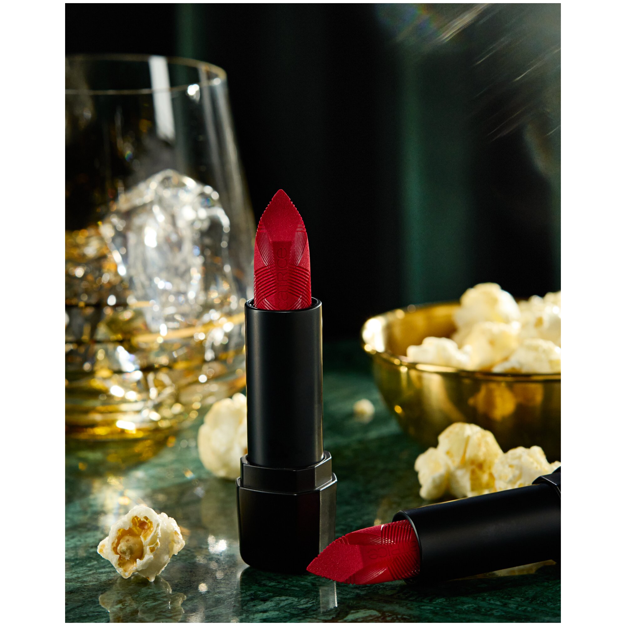 Ruj mat Catrice Scandalous Matte Lipstick 090, 3.5 g - eMAG.ro