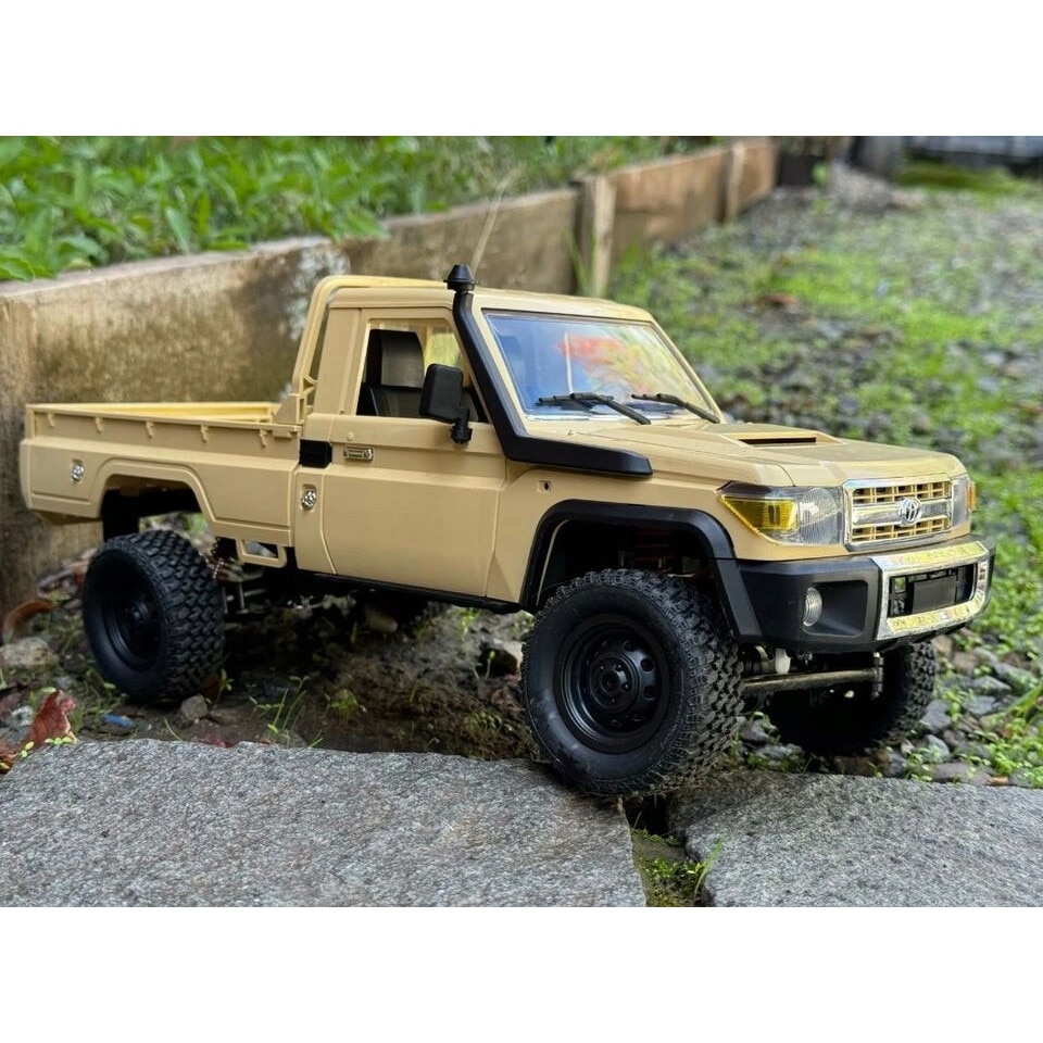 Masina RC cu telecomanda TOYOTA LC79 off-road 4x4 off-road nisip