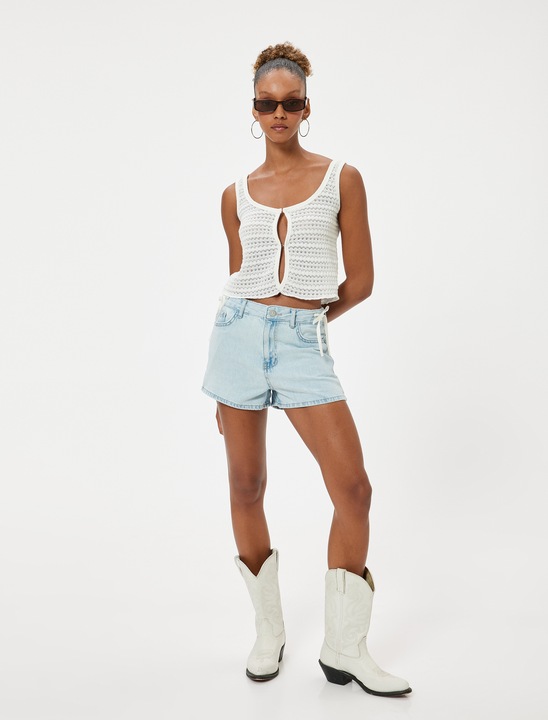 KOTON, Pantaloni scurti din denim cu aspect decolorat, Albastru deschis, M