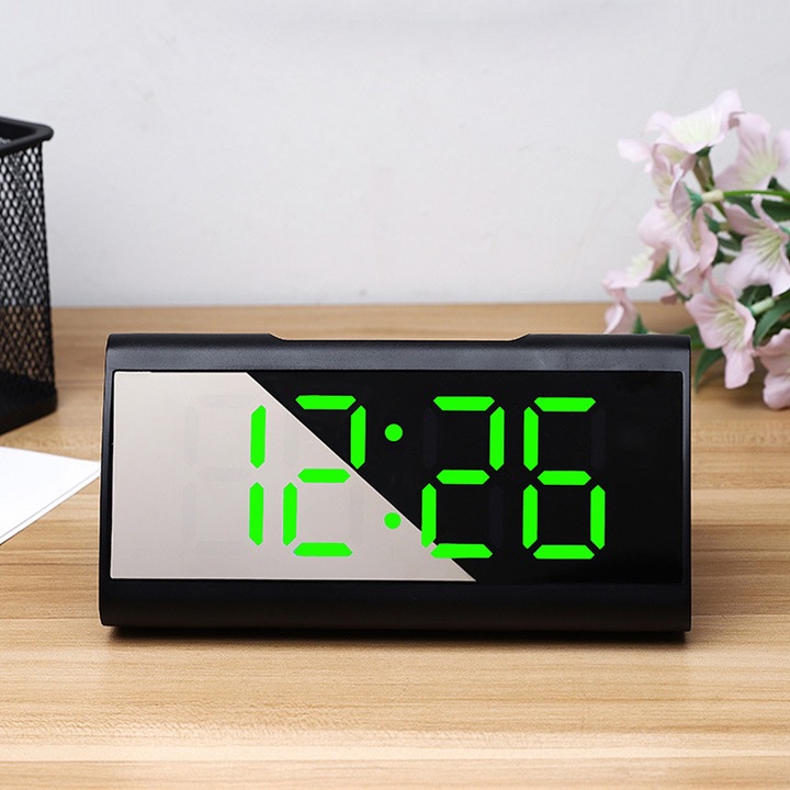 Jormftte díszóra, LED-es digitális ébresztőóra, tükör funkcióval, fekete, 8x8x16cm