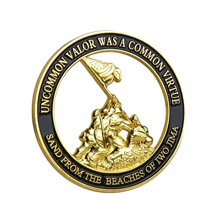 Moneda metalica Golden Marine pentru colectie, diametru 40 mm, grosime 3 mm, carcasa de protectie inclusa, exterior auriu