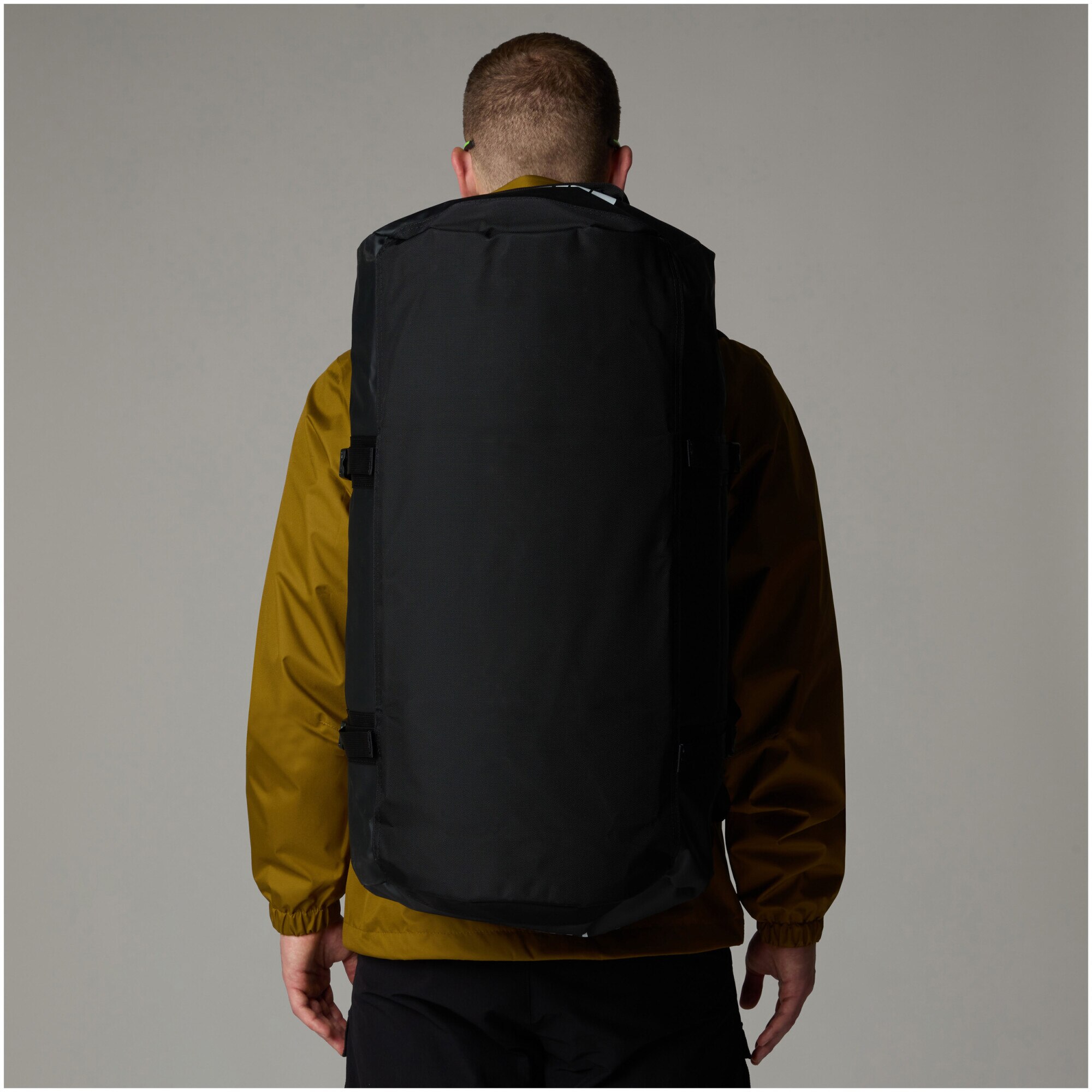 Geanta sport The North Face Base Camp Duffel M, negru/alb - eMAG.ro