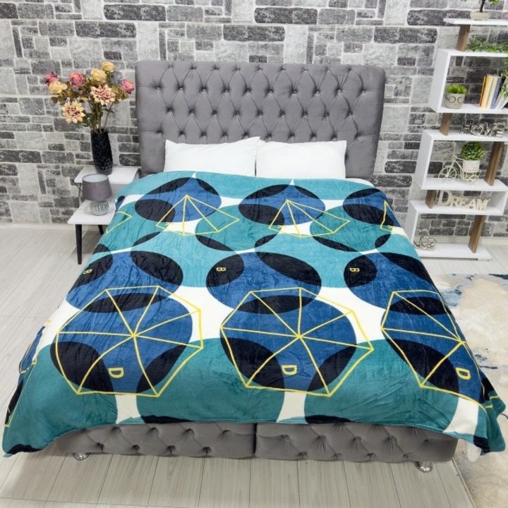 Patura de pat dublu, imprimeu triunghiuri, 200x230cm, multicolor