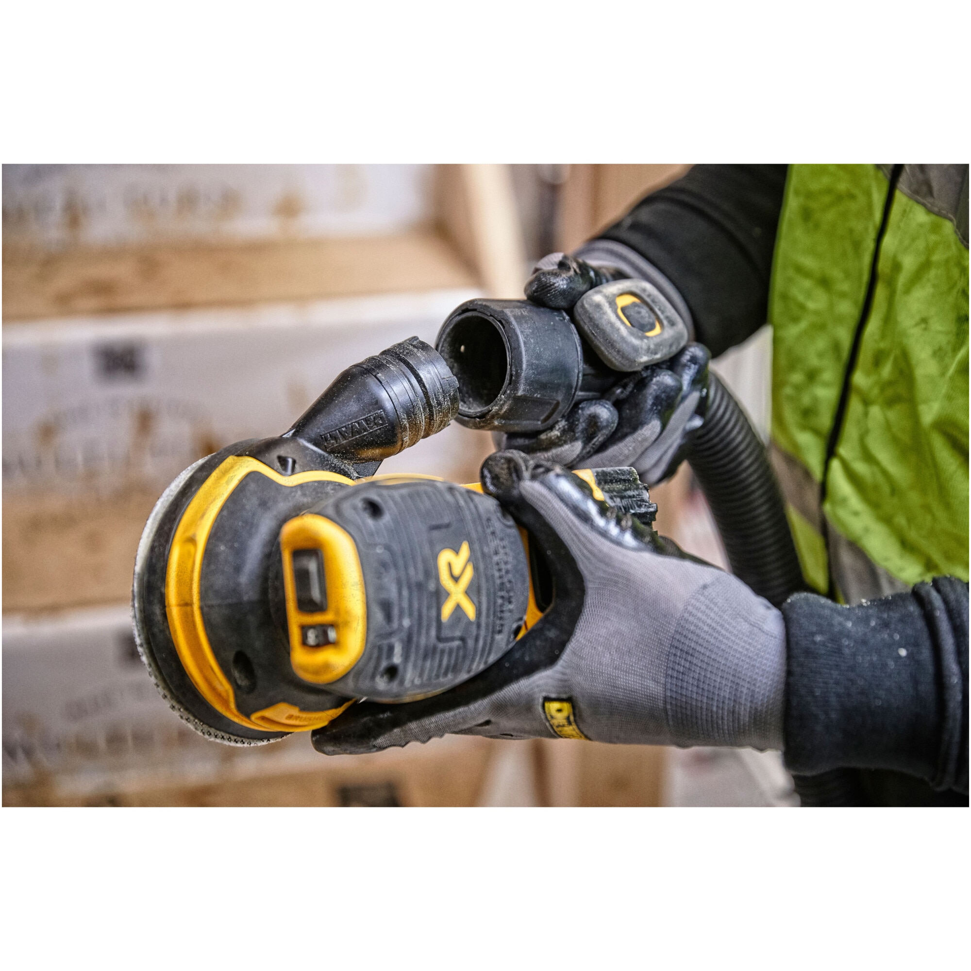 Slefuitor orbital pe acumulator DeWALT DCW210N, 18 V XR, motor