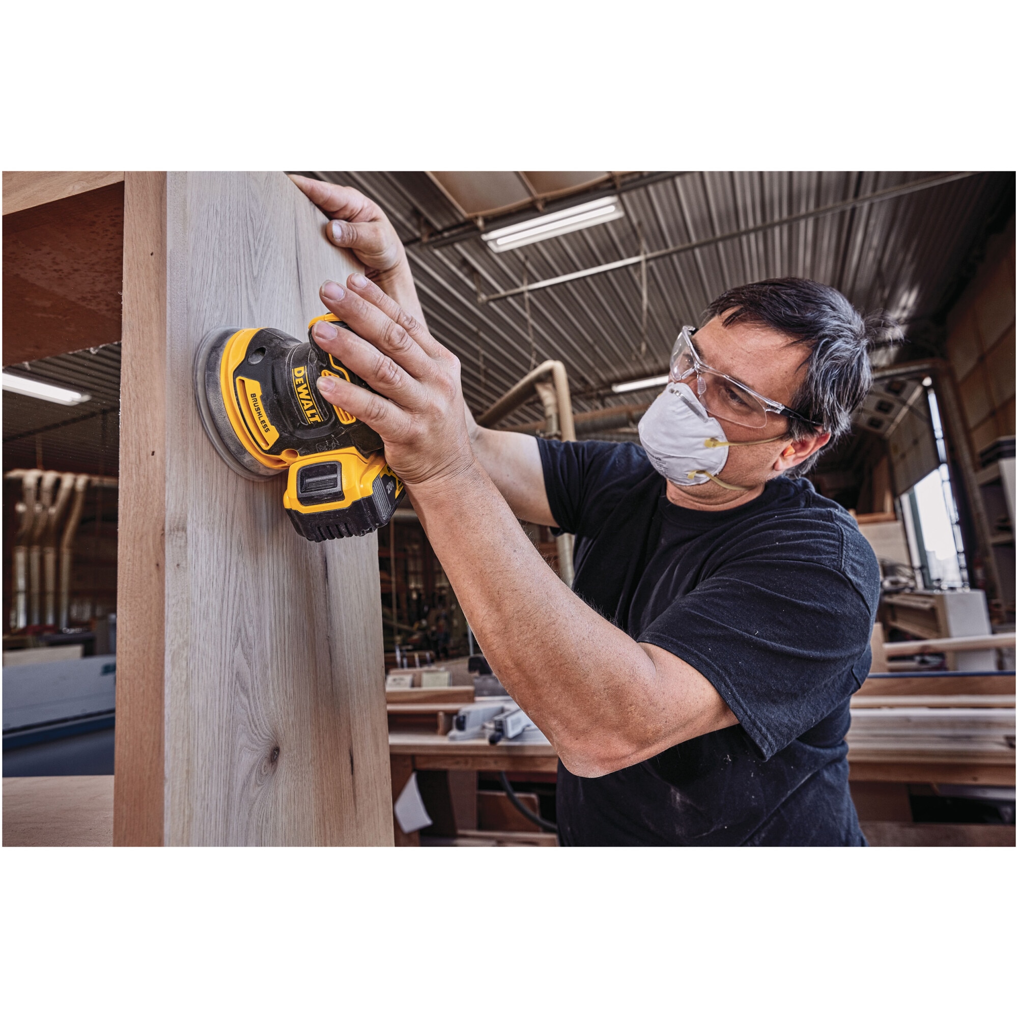 Slefuitor orbital pe acumulator DeWALT DCW210N, 18 V XR, motor
