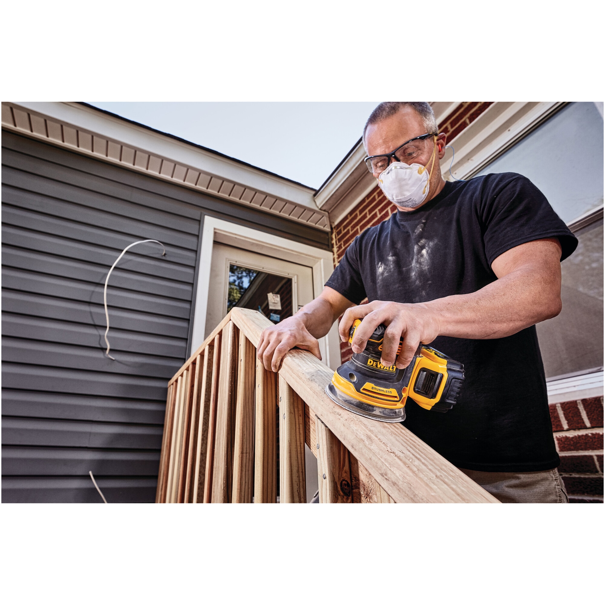 Slefuitor orbital pe acumulator DeWALT DCW210N, 18 V XR, motor