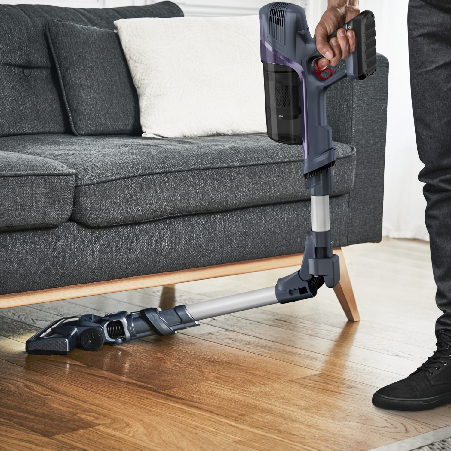 Aspirator vertical fara fir Rowenta X-Pert 6.60 Essential RH6848WO, 100W, autonomie 45 min, recipient praf 0.55L, statie de incarcare, duza spatii inguste, perie tapiterie, iluminare LED, violet, gri & argintiu