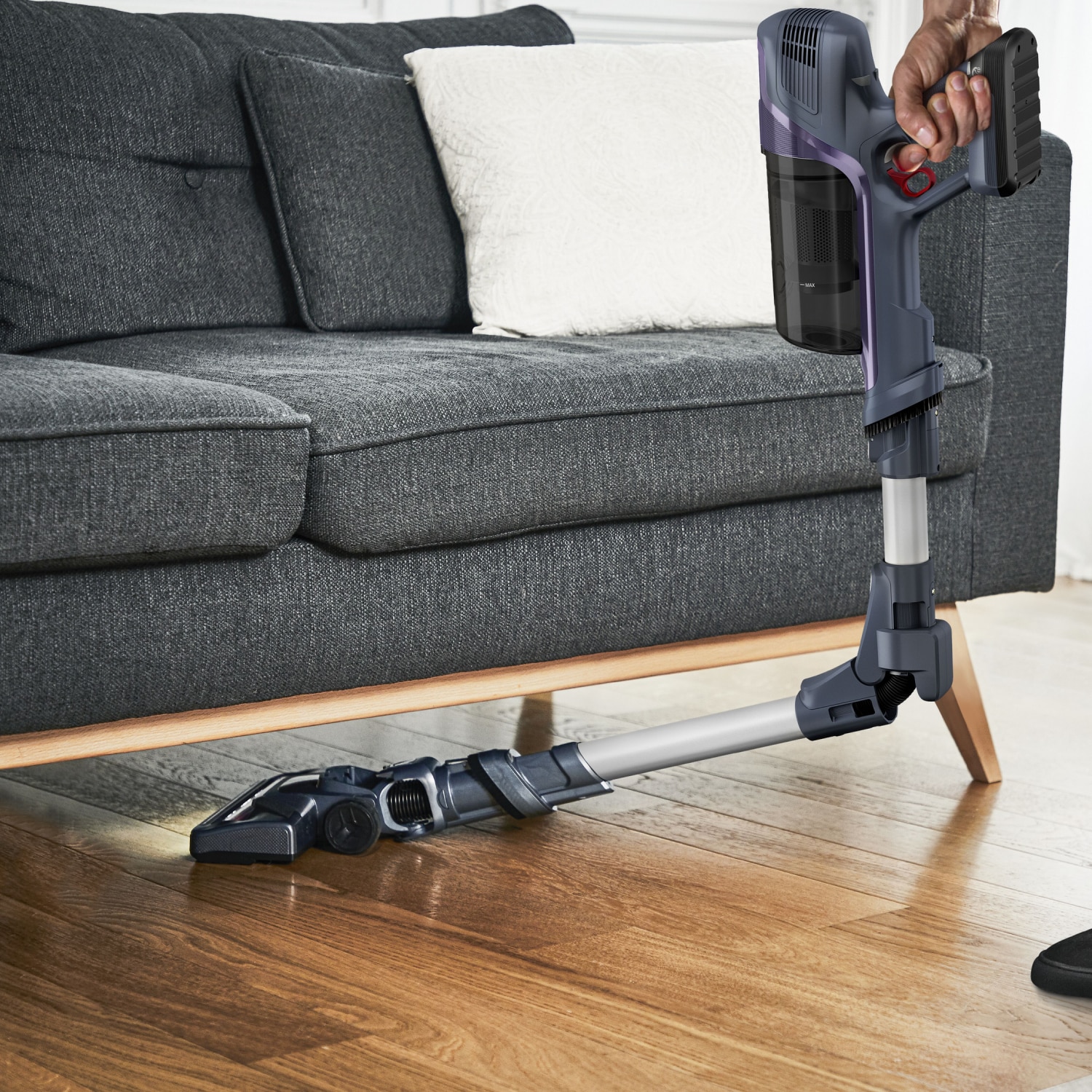 Aspirator vertical fara fir Rowenta X-Pert 6.60 Essential RH6848WO, 100W, autonomie 45 min, recipient praf 0.55L, statie de incarcare, duza spatii inguste, perie tapiterie, iluminare LED, violet, gri & argintiu