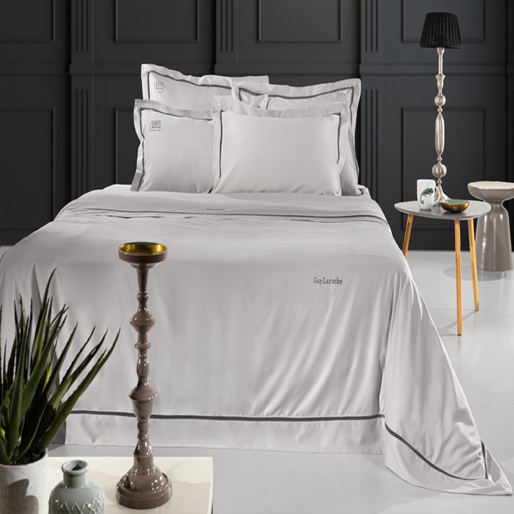 Set lenjerie de pat, Guy Laroche, Blend, 100% bumbac satin, 260x260cm, 2 perne 50x70cm