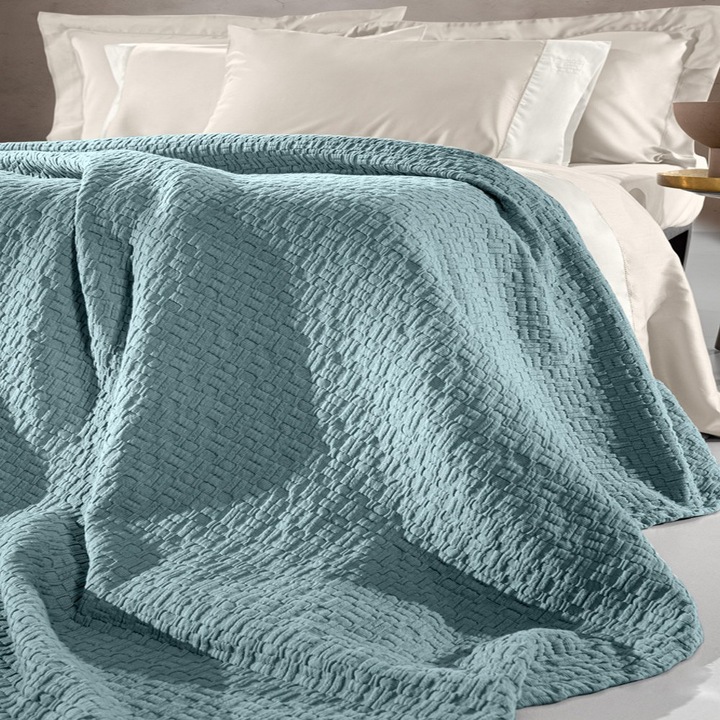 Cuvertura Nikki, Guy Laroche, 240x260cm, bumbac, albastru petrol