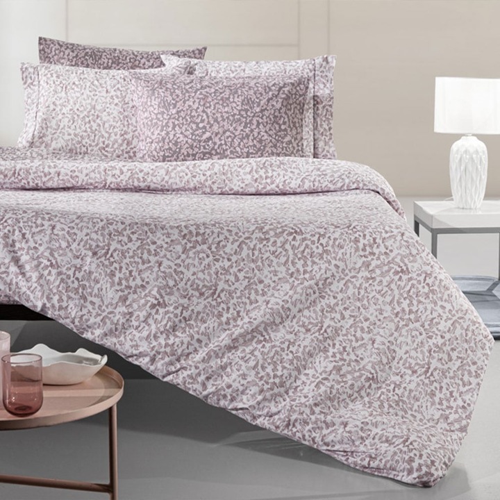 Lenjerie de pat Guy Laroche, set 3 piese, imprimeu animal, 100% bumbac percale, dimensiuni: 165x265cm, 240x265cm, 270x265cm