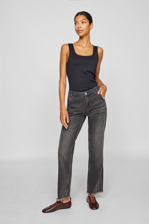 Vila, Прави дънки със захабен ефект, Избеляло черно