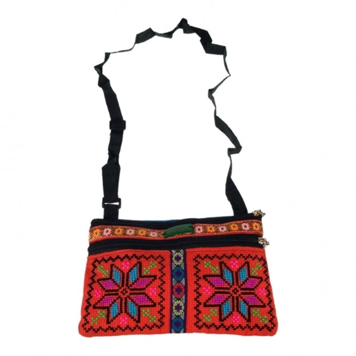 Textiltáska hagyományos kézi hímzéssel. 25x17 cm M3