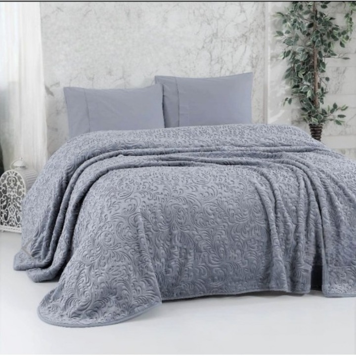 Patura pufoasa, embosata, Sarar, 220x240 cm, Gri deschis