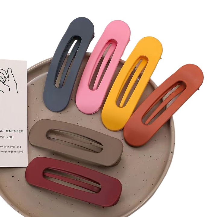 6 db-os hajcsat készlet, műanyag, többszínű