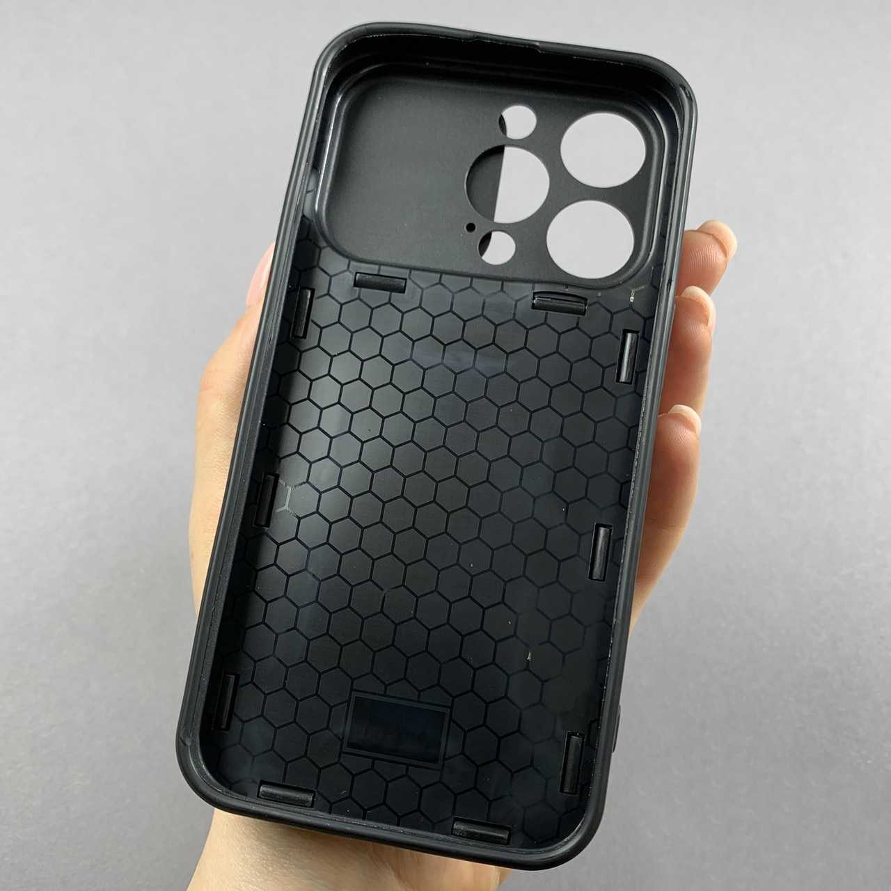 Husa telefon Mat-Tech compatibila cu iPhone 15 Pro Max, Protectie Camera, Inel, Magnet, Anti-Shock, Rugged Protection, Negru