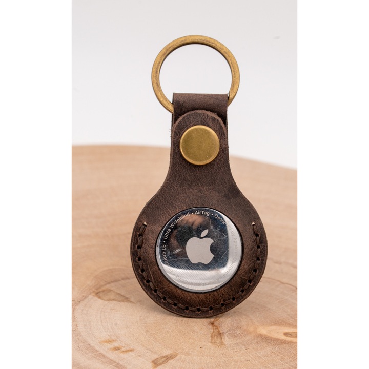 Husa AirTag din piele naturala lucrata manual, cu breloc, Maro