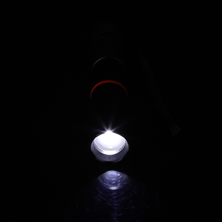 Jormftte teleszkópos lámpa, LED, 5 világítási mód, alumínium, 15.8x3cm