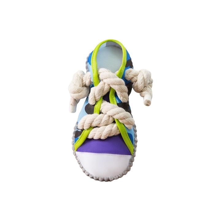 Jucarie pentru catei talie medie si mica, forma adidas rezistent si moale, siret si sunet, material textil, distractiva si interactiva, 18x8x4cm, multicolora