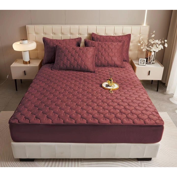 Husa de pat si 2 fete de perna, Catifea, Topper Matlasat, 160x200cm, Bordo