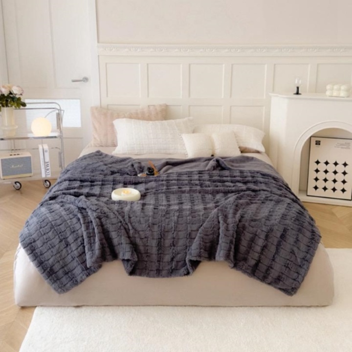 Patura, imitatie de iepure, 200x240 cm uni, gri inchis