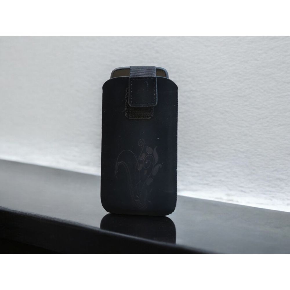 Husa G-Tech Tip Saculet Compatibila cu MaxCom MM128/MM334/MM428L/MM426, material moale, textil, Inchidere velcro, Negru/ Flori Negre