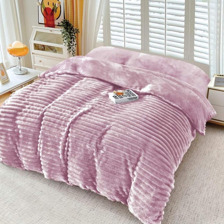 Patura cocolino cu dungi in relief, 200x230cm, Lenjerii Deosebite, Line Lila