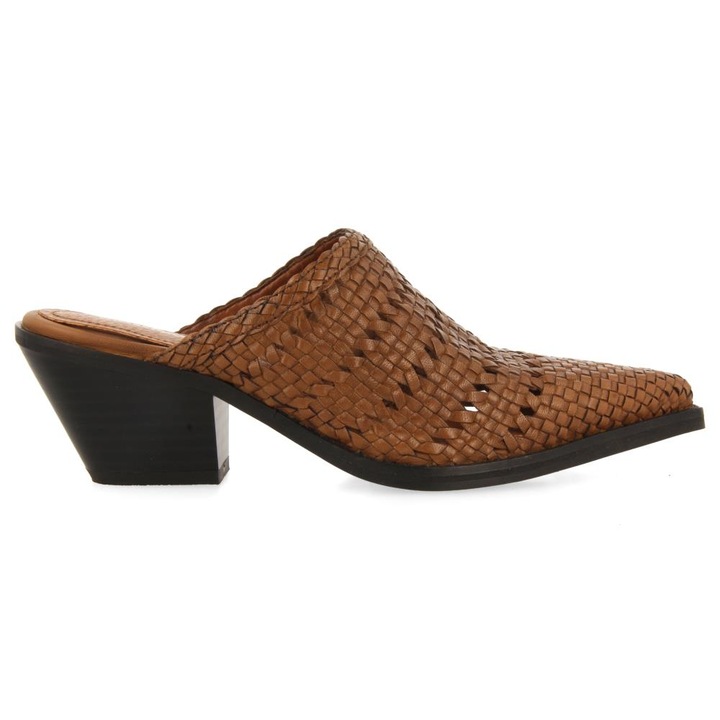 Gioseppo, Saboti din piele tesuti manual cu toc cubanez, Maro